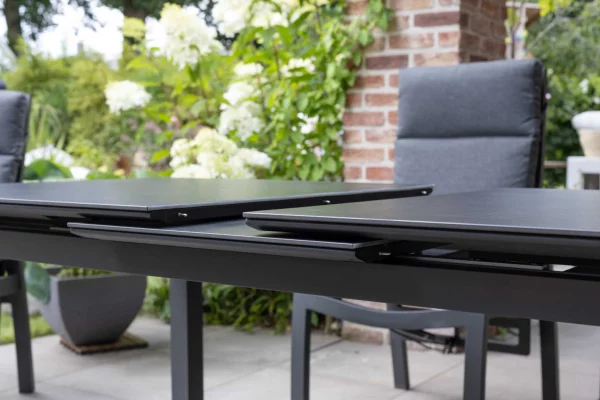 gartenmoebelgruppe-relaxsessel-merida-und-hocker-und-ausziehtisch-tarifa-set4
