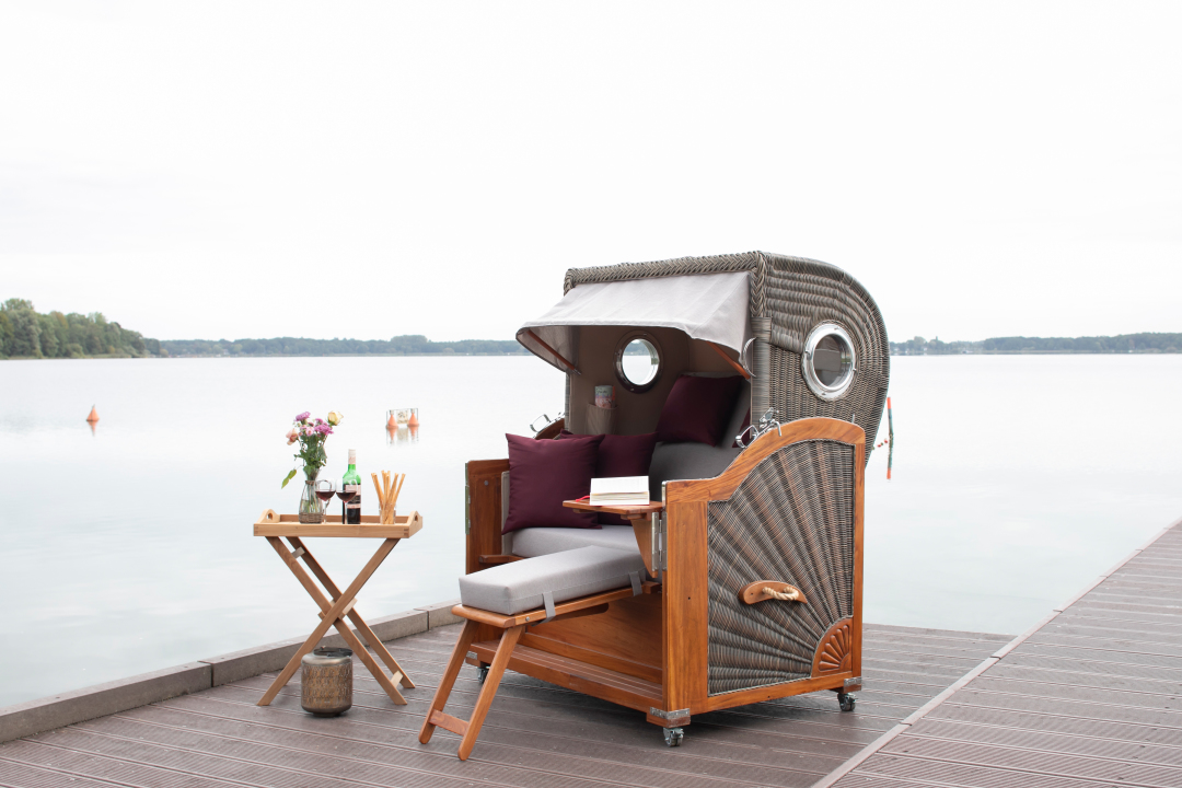 MD24008_BL26007_Baltikum_Bullauge_Mahagoni_PE_grey_588_Teak_Tablett_Norton _9_