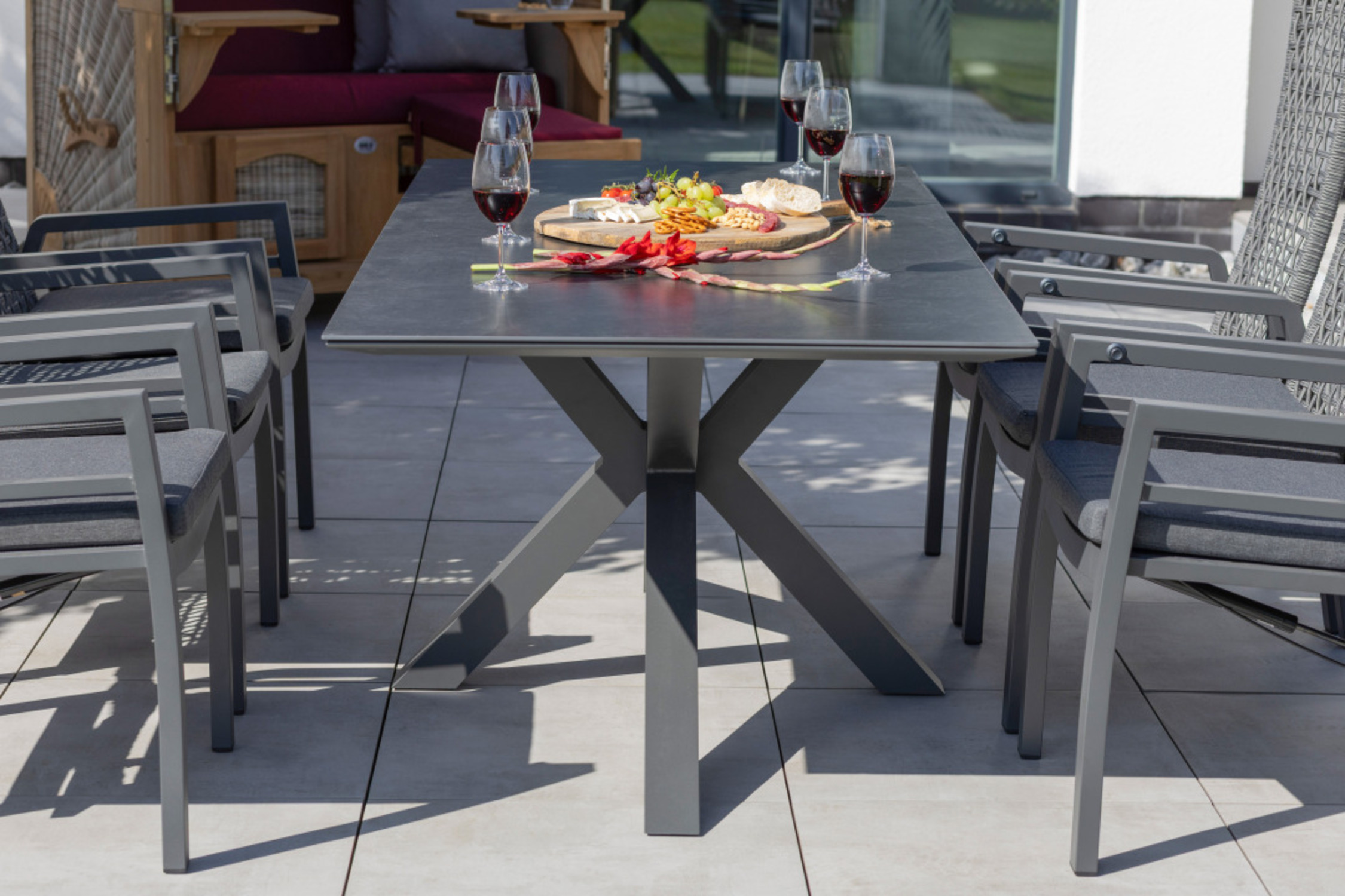 Gartenmöbelset Relaxsessel Lucena mit Tisch Malaga 200 x 90 cm