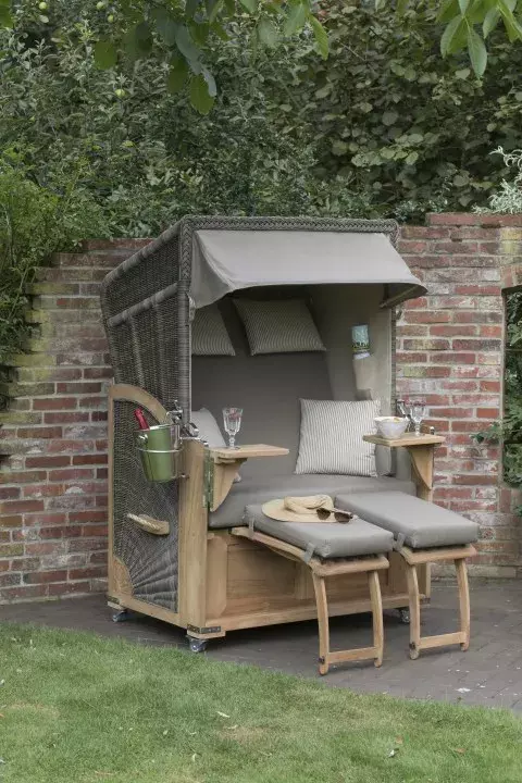 01234_strandkorb_spiekeroog_teak_grey_534_milieu-5