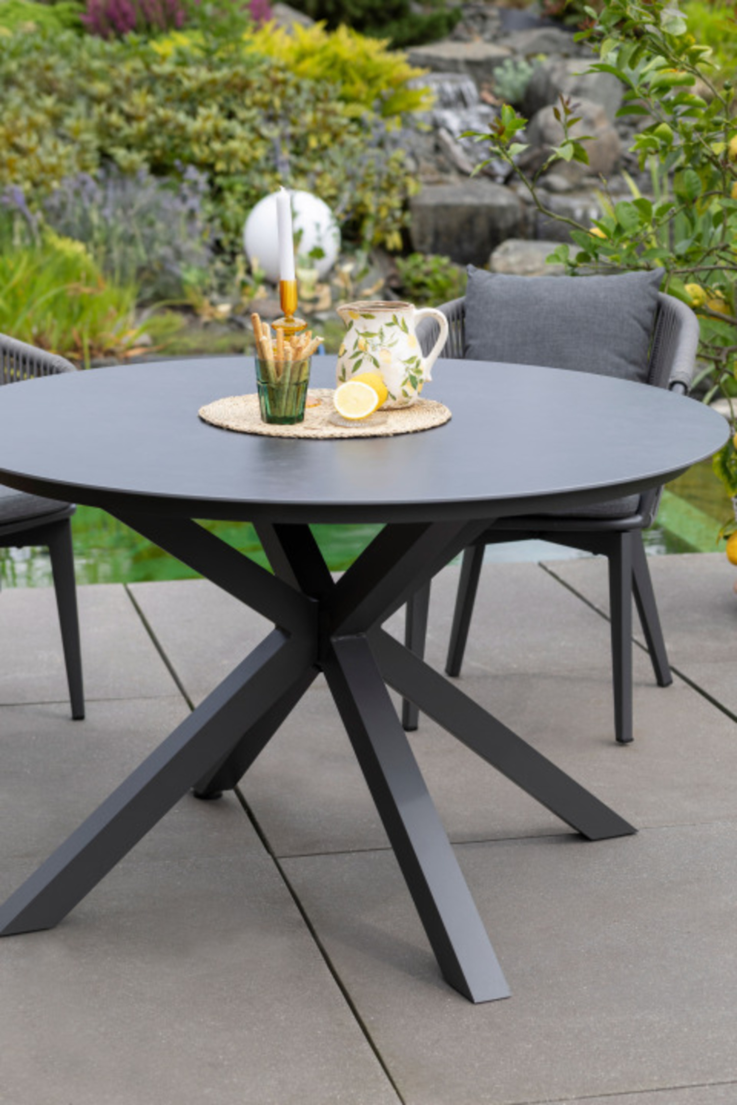 Gartenmöbelset Diningsessel Cadiz mit Tisch Malaga 120 cm