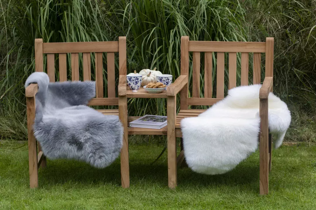 66117_17000_17001_Woodie_Flexi_Sitz_Lammfell_60x90cm_ivory_grey (8)