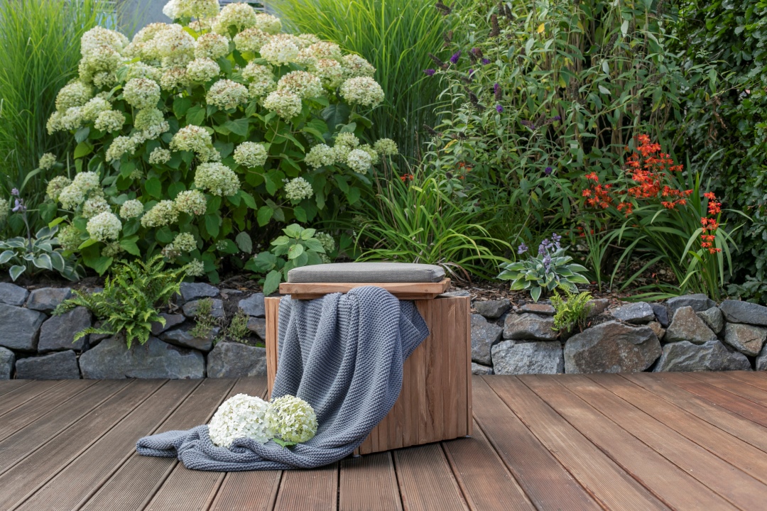 BL26015_MD02512_Teakbox_Hocker_Oxford_Kuscheldecke_150x200cm_grey (3)