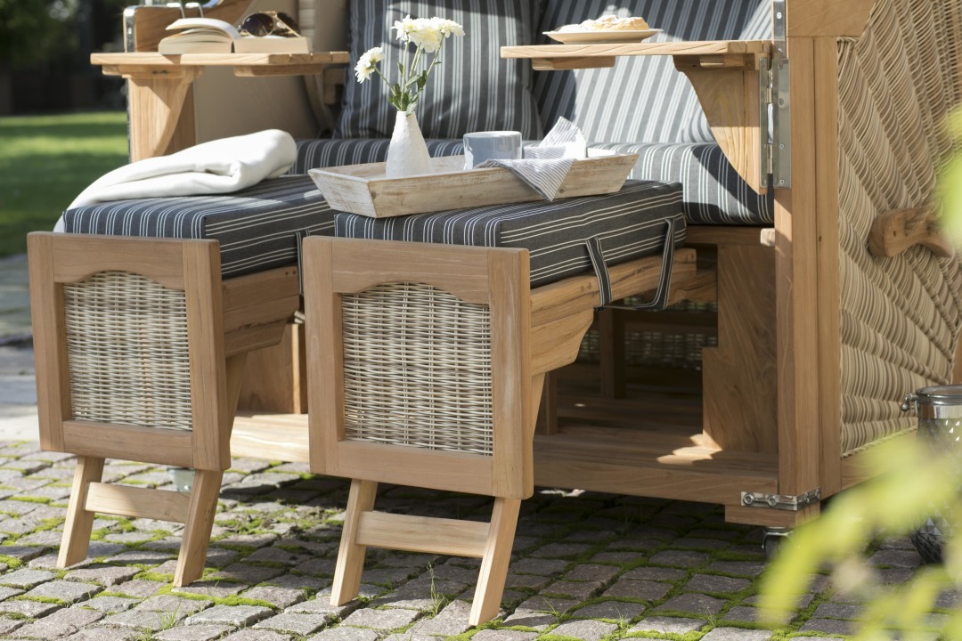 01400_Strandkorb_Amrum_Teak_Bullauge_shell_500_milieu (12)