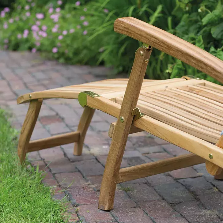 62302_flores_deckchair_mit-raeder_milieu2_72dpi