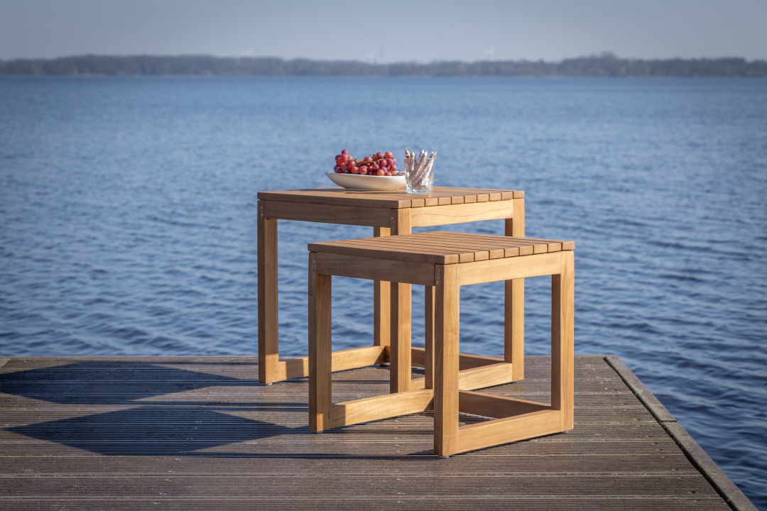 BL26032_Beistelltische_Verwood_2er_Set_Teak_milieu